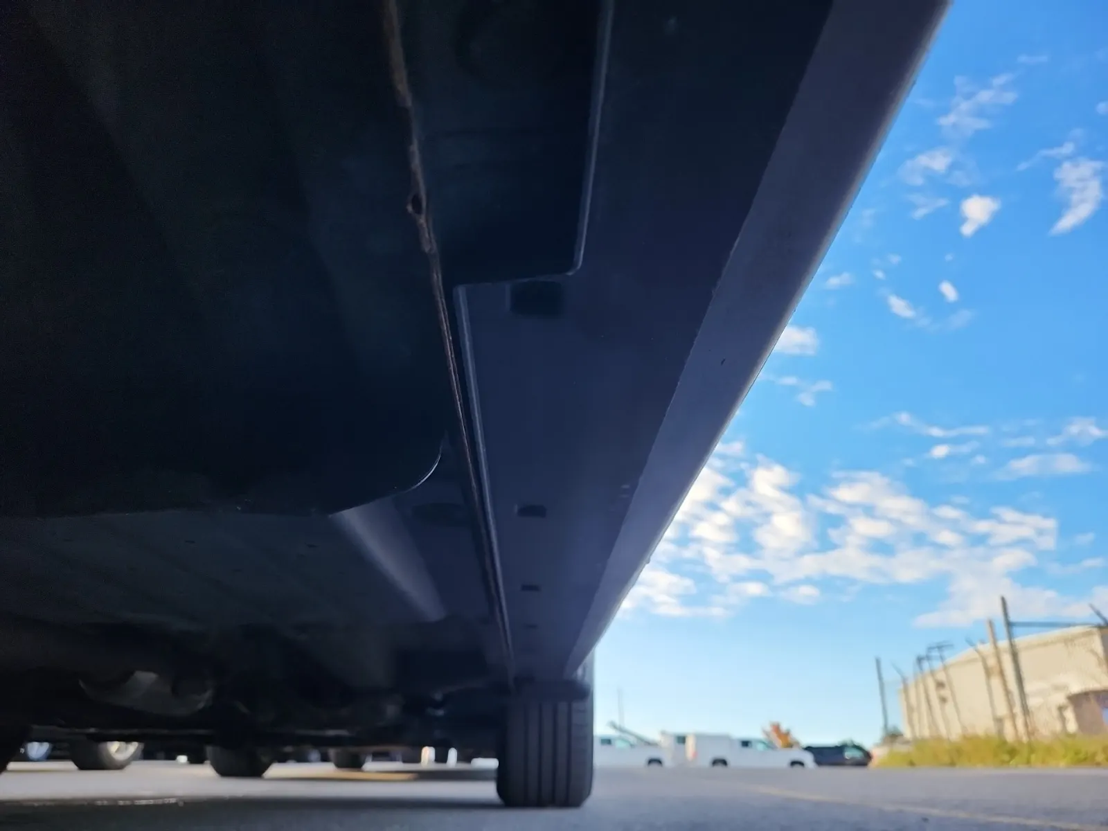 Undercarriage - Passenger Photo