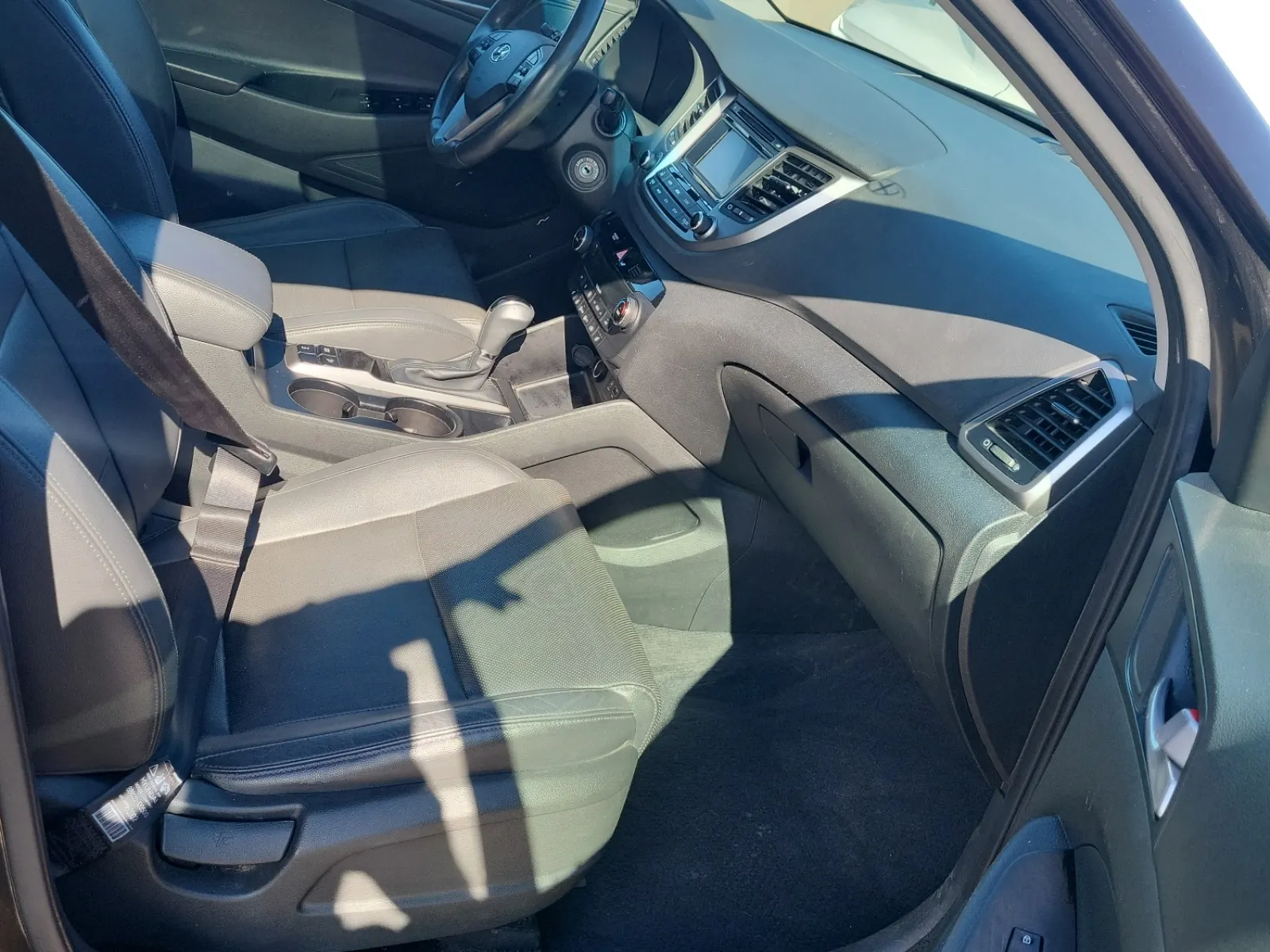 Right Side Interior Photo