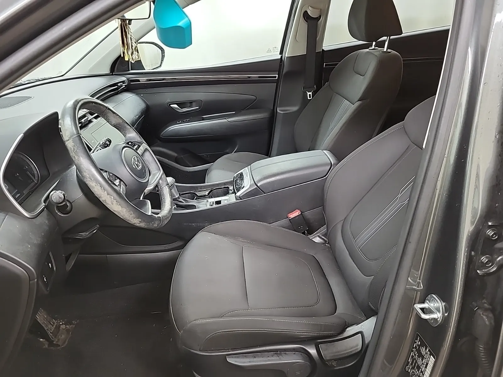 Front Interior Photo