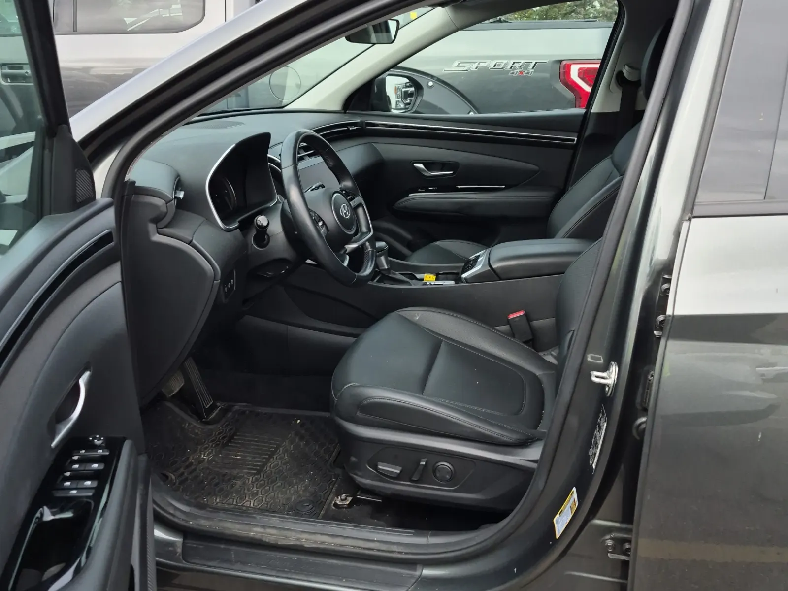 Front Interior Photo