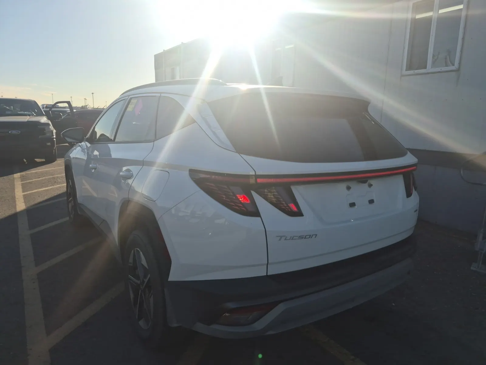 Driver Rear 3/4 Photo