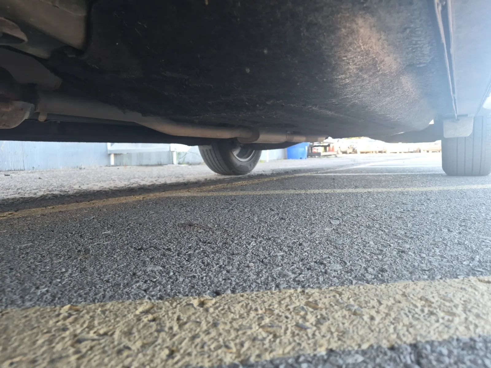 Undercarriage - Driver Photo