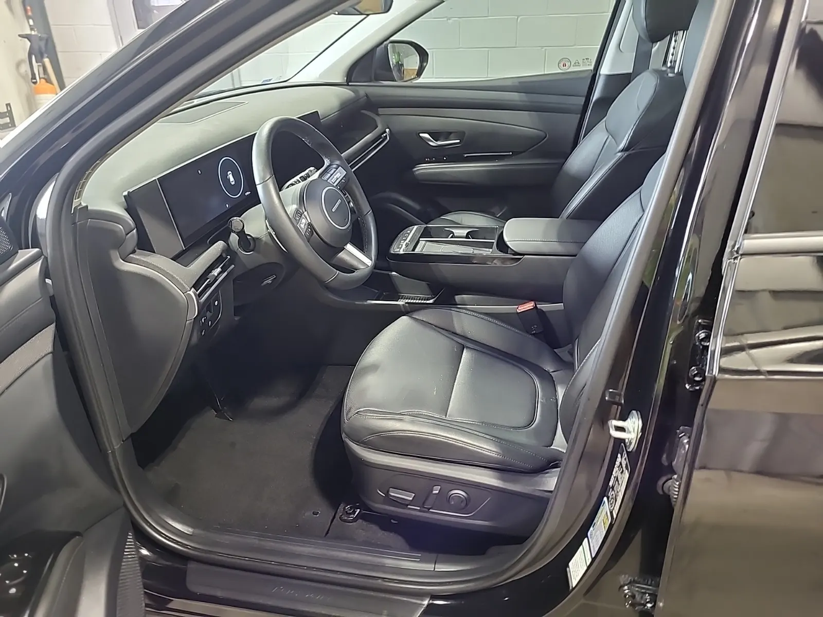Front Interior Photo