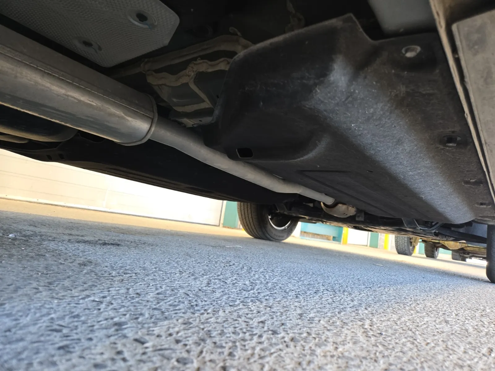 Undercarriage - Passenger Photo