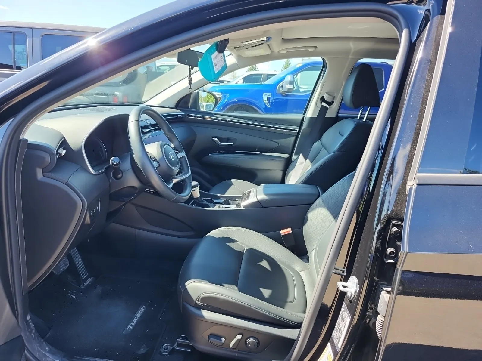 Front Interior Photo