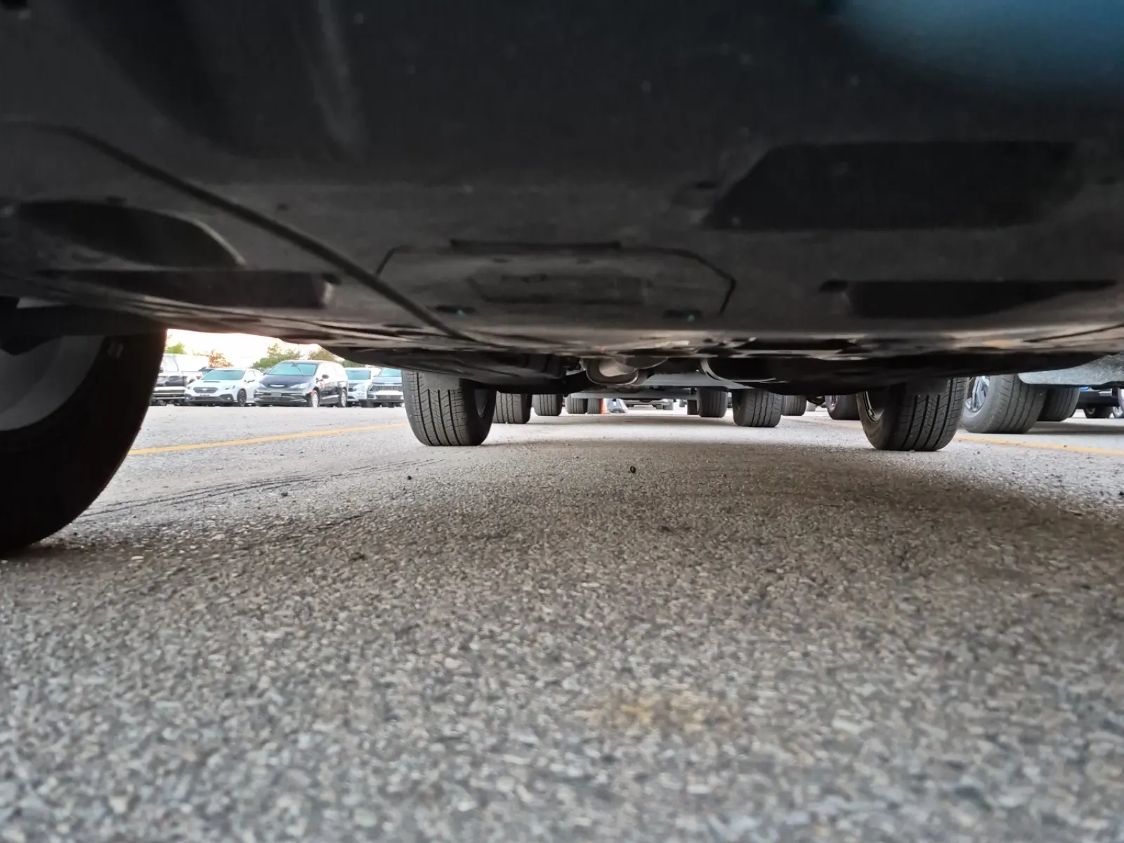 Undercarriage - Front Photo
