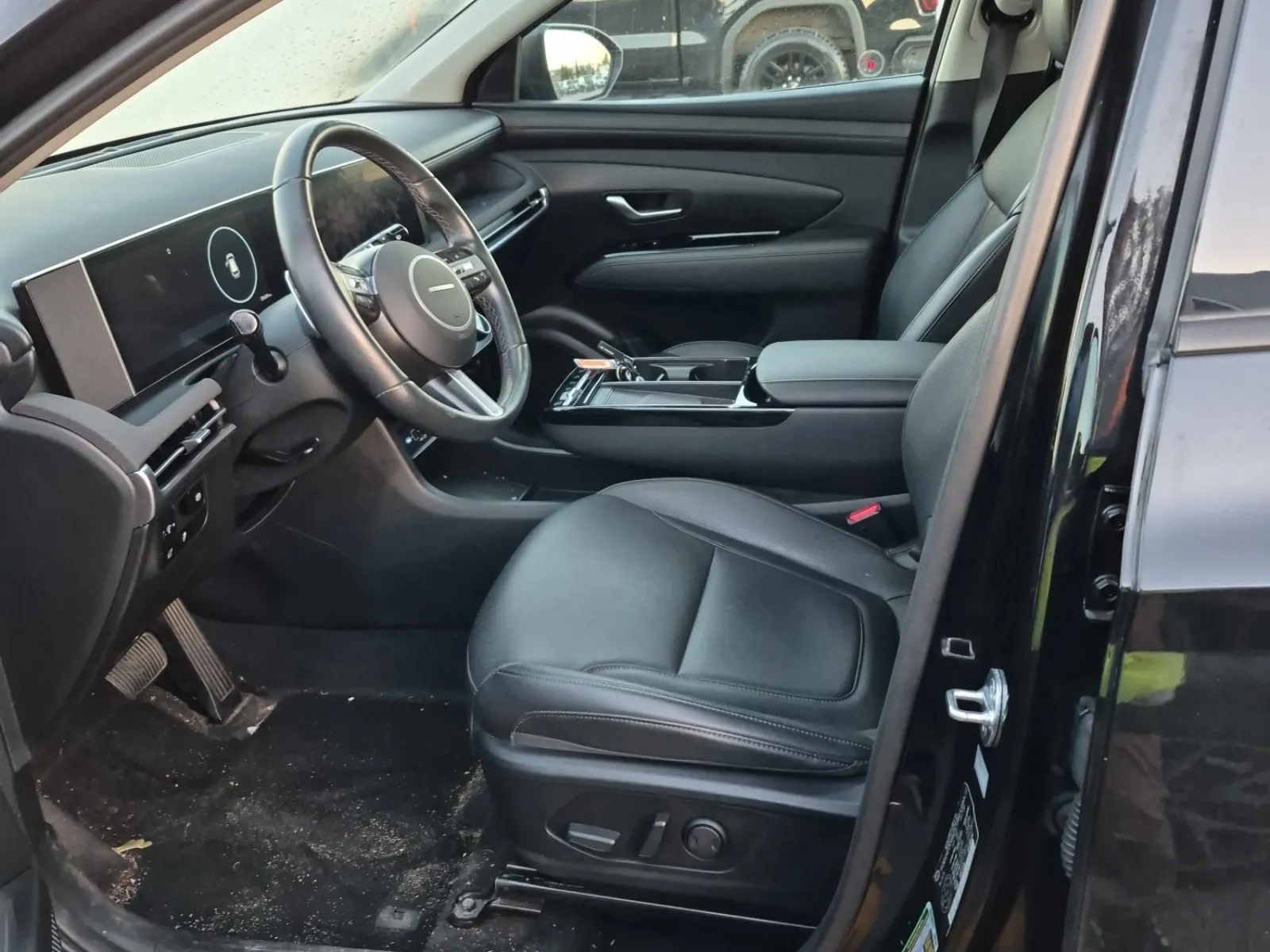 Front Interior Photo