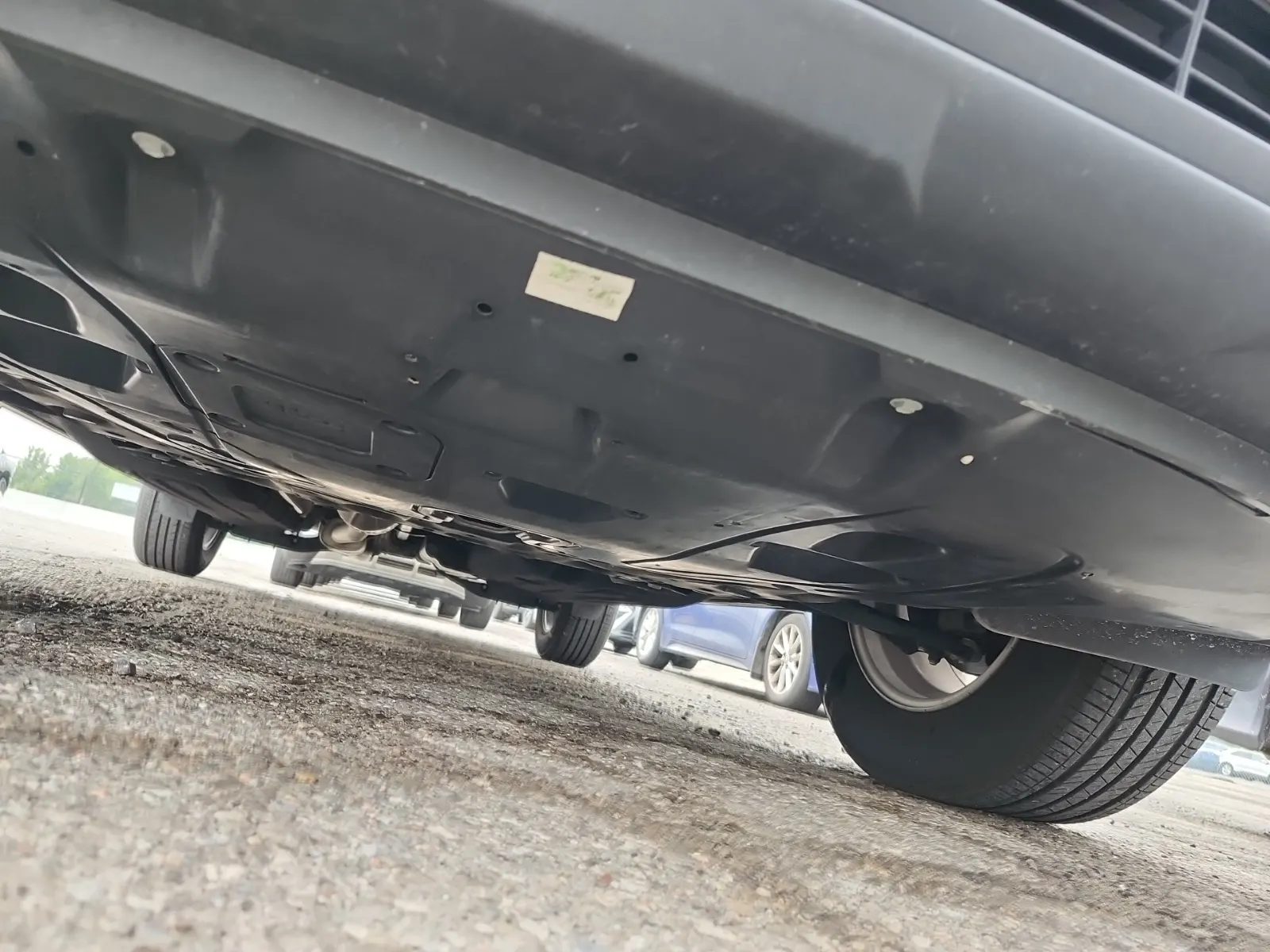 Undercarriage - Front Photo