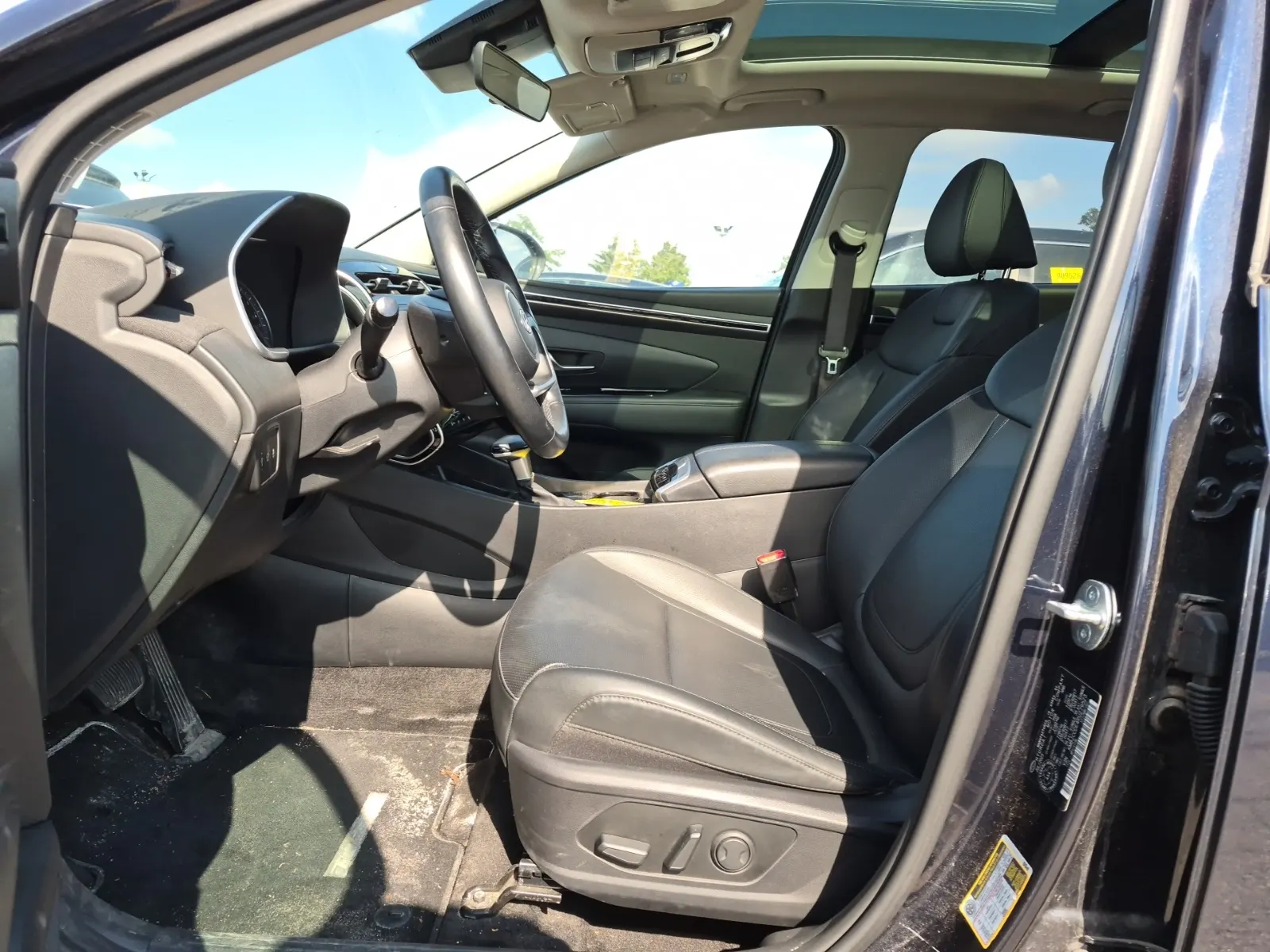 Front Interior Photo