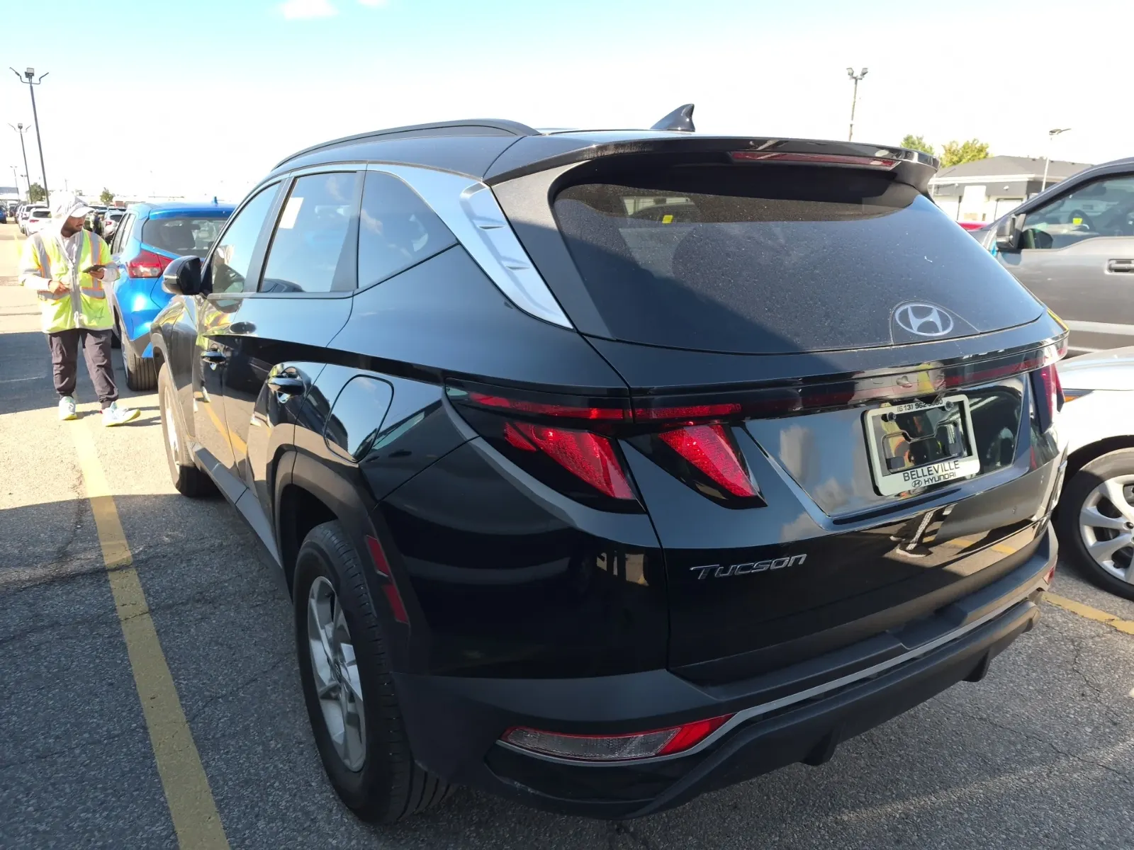 Driver Rear 3/4 Photo