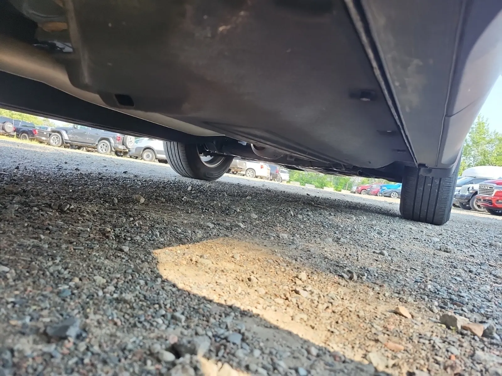 Undercarriage - Passenger Photo