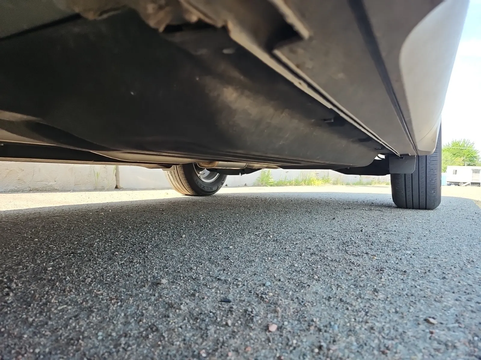 Undercarriage - Driver Photo