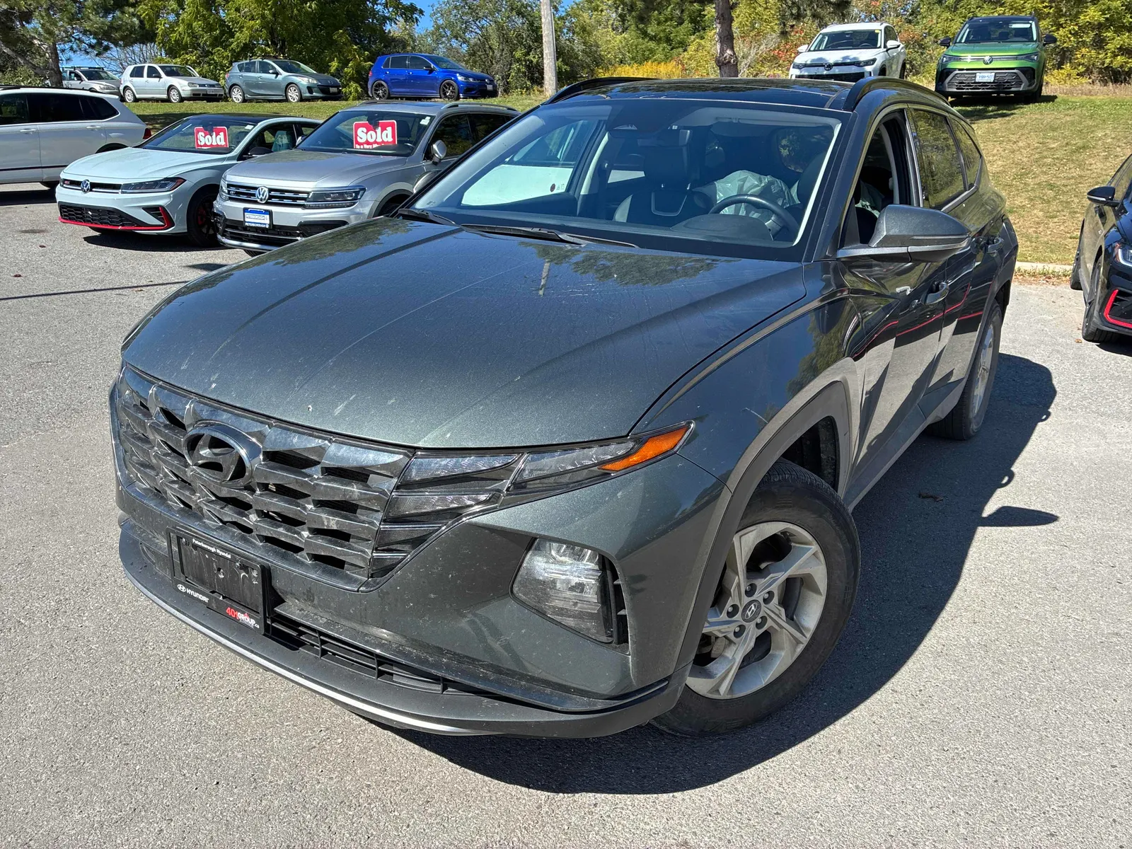 3/4 Front (Main image)