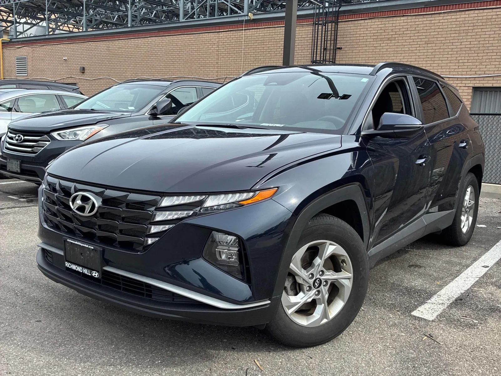 3/4 Front (Main image)