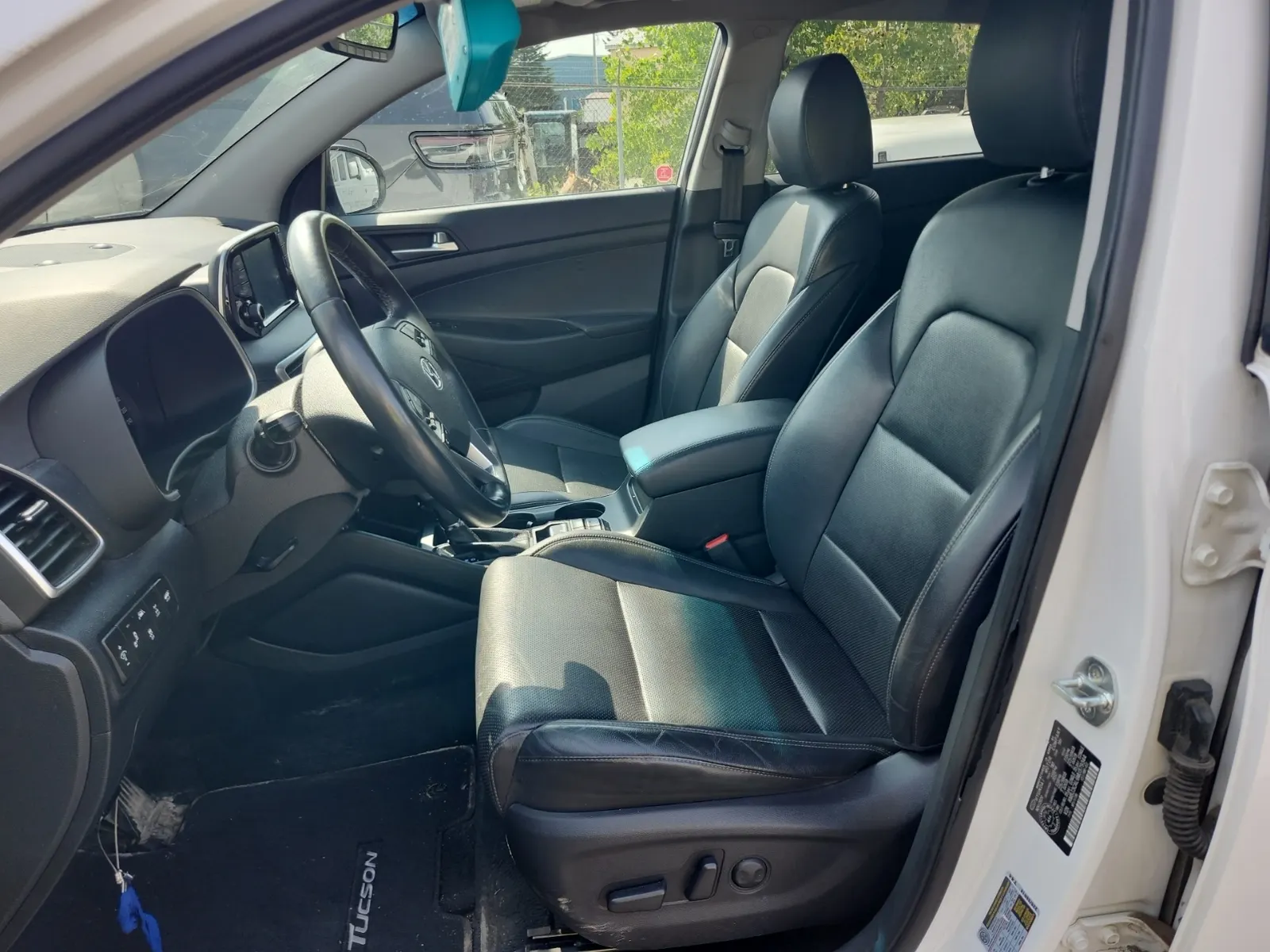 Front Interior Photo