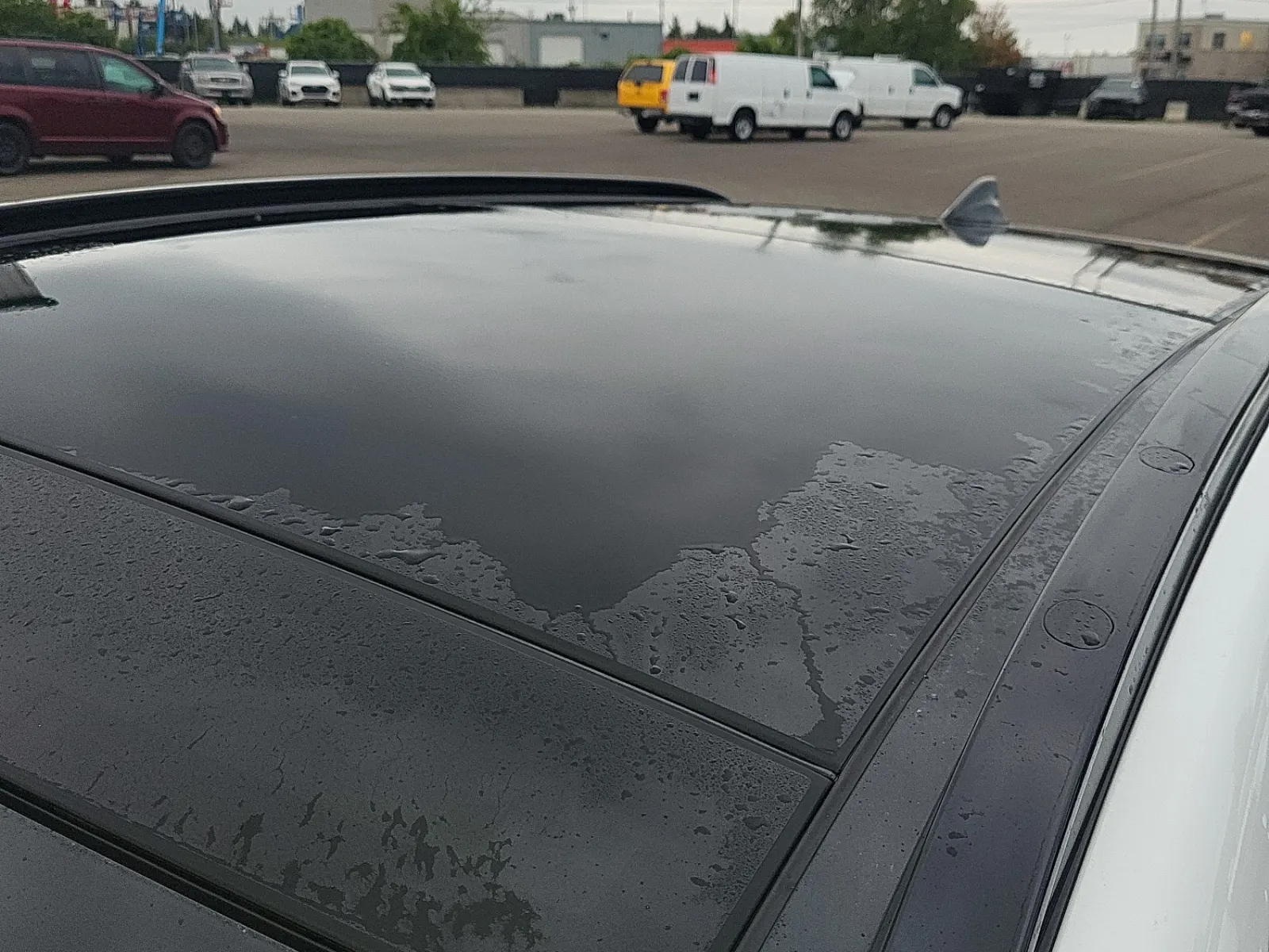 Exterior Roof Photo
