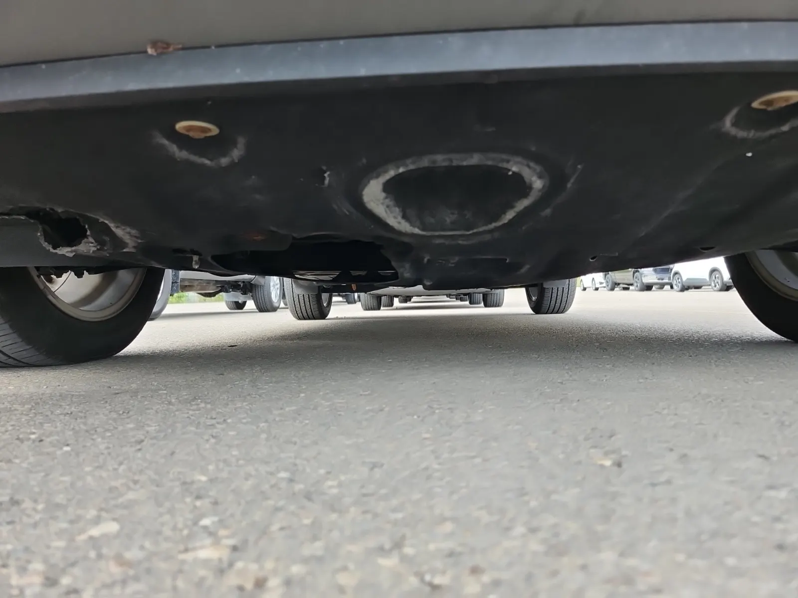 Undercarriage - Front Photo