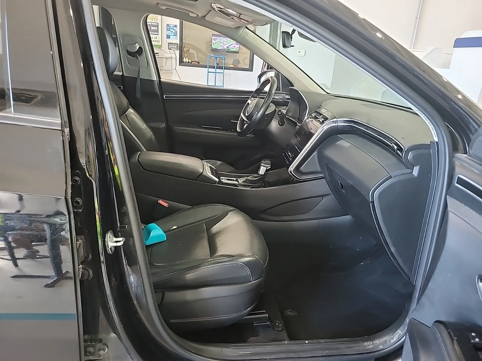 Right Side Interior Photo