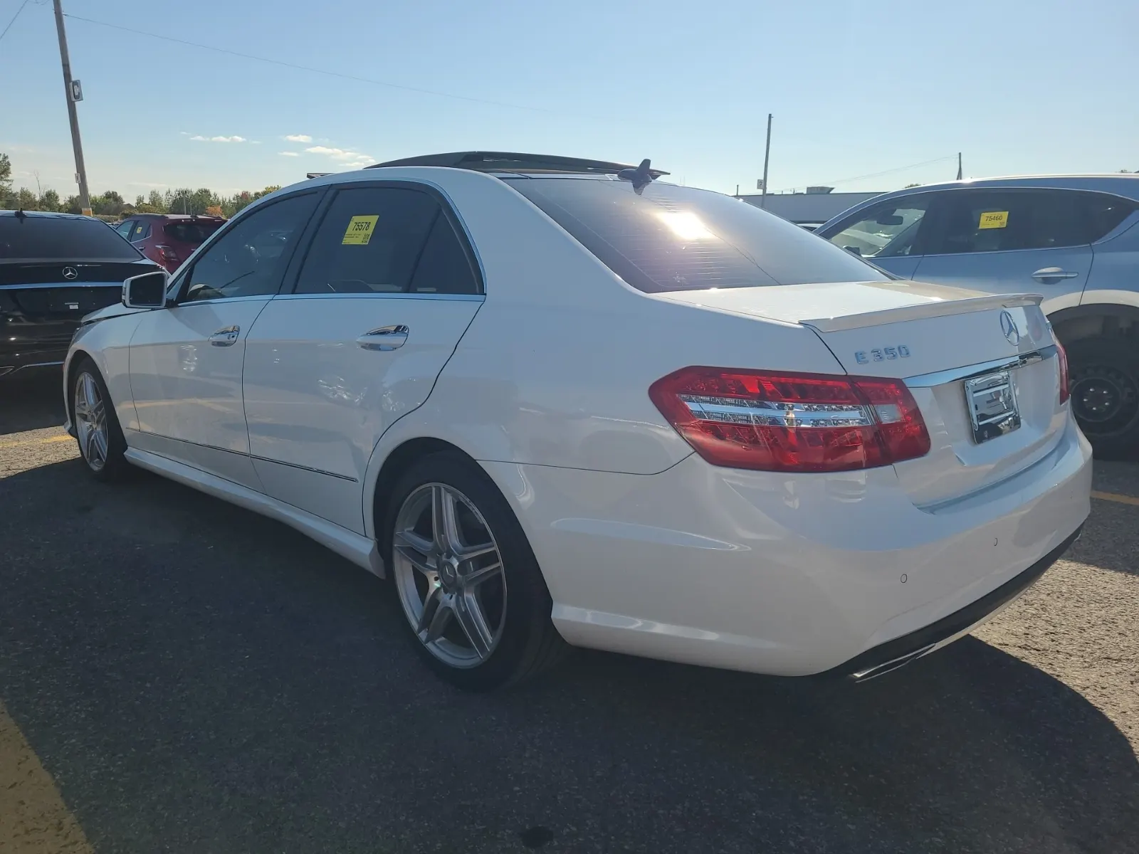 Driver Rear 3/4 Photo