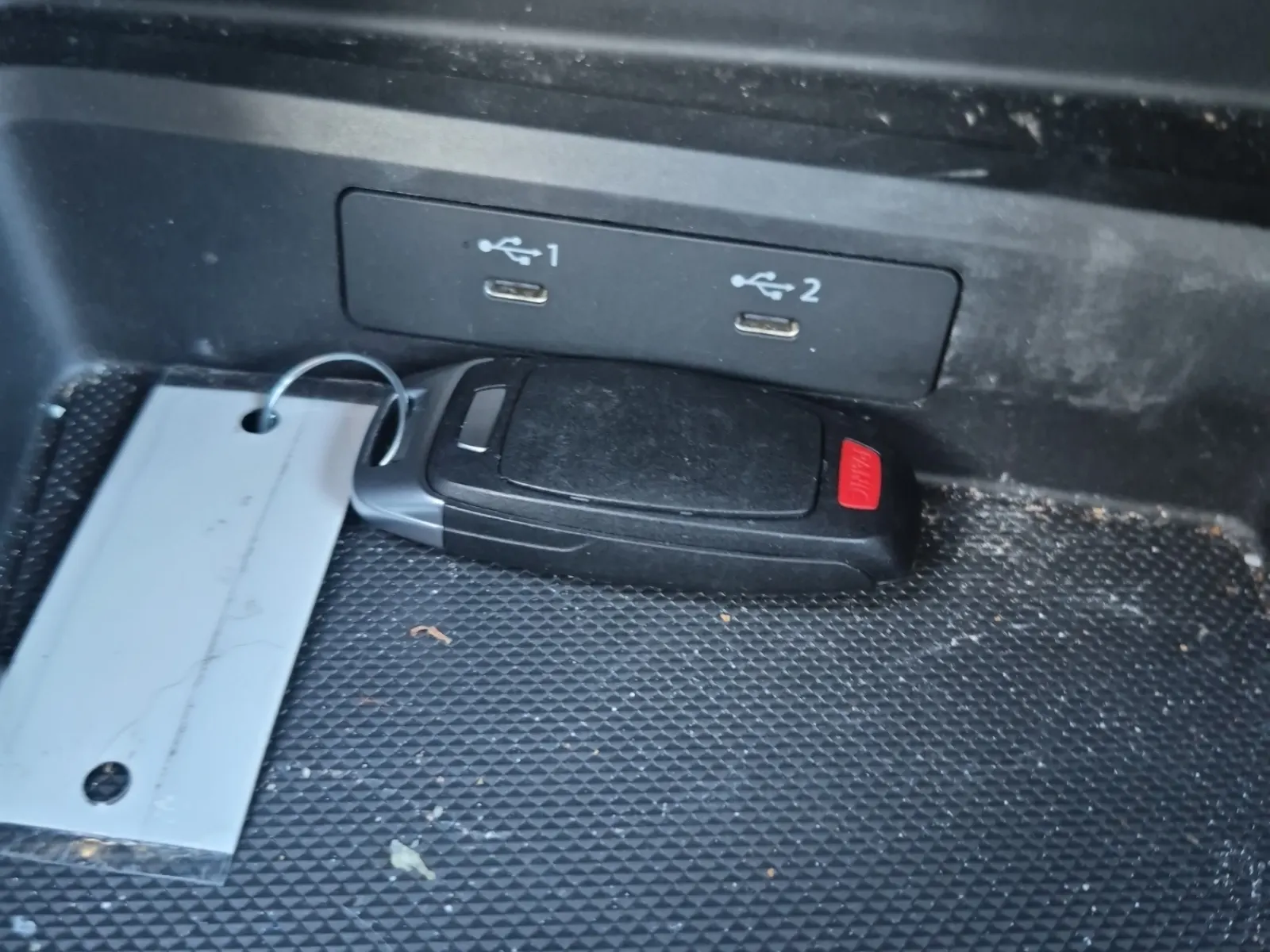 Keys/Fobs/Manual Photo