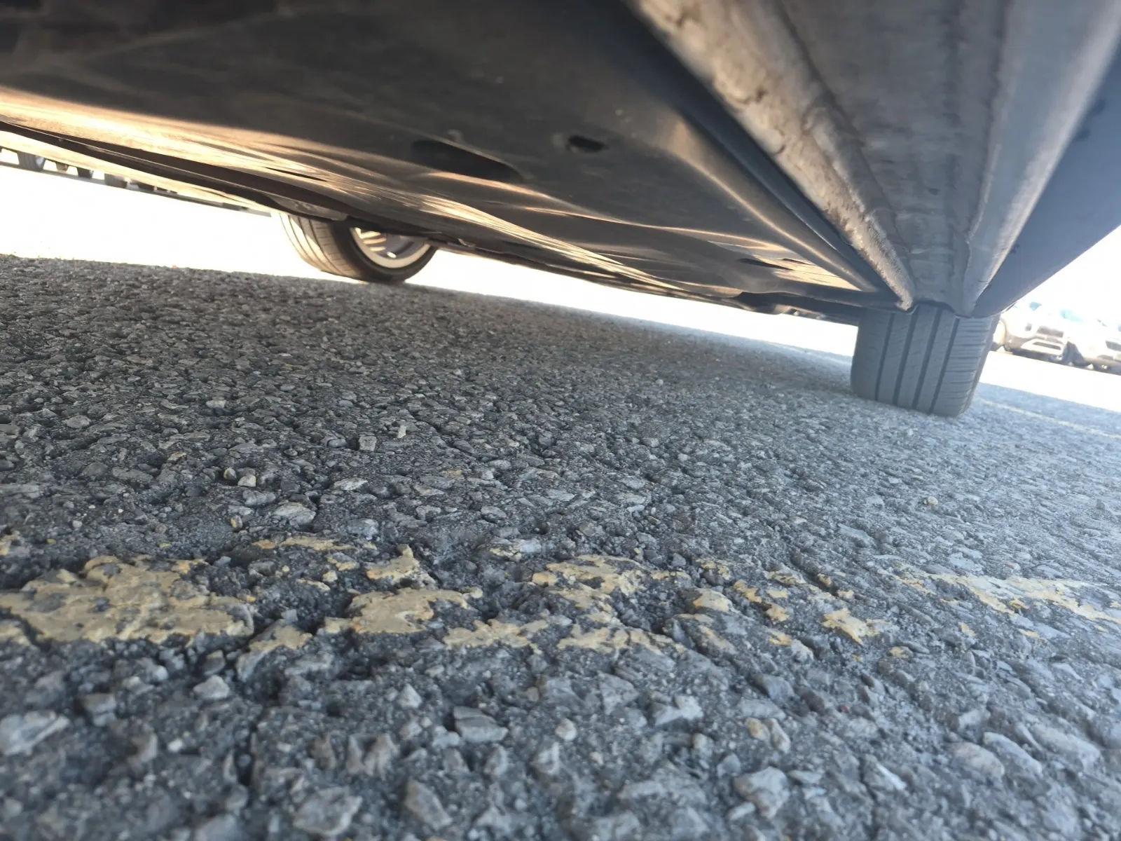 Undercarriage - Passenger Photo