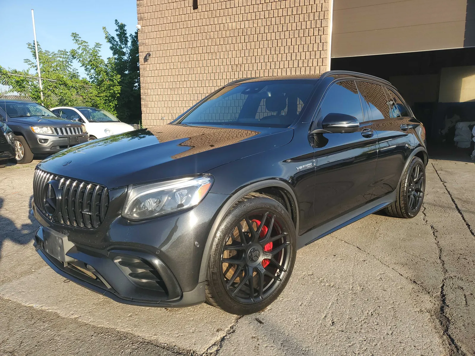 3/4 Front (Main image)