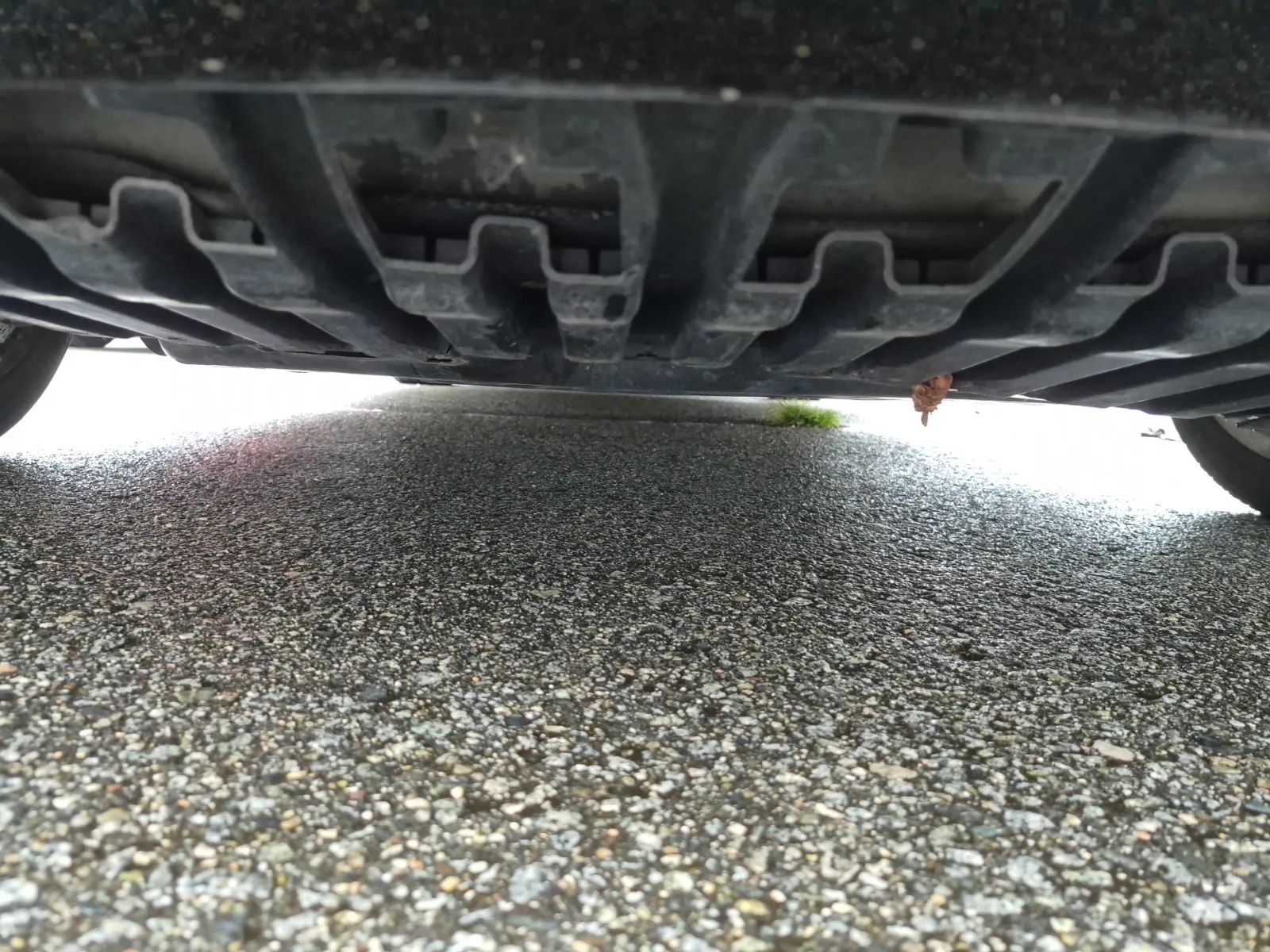 Undercarriage - Front Photo