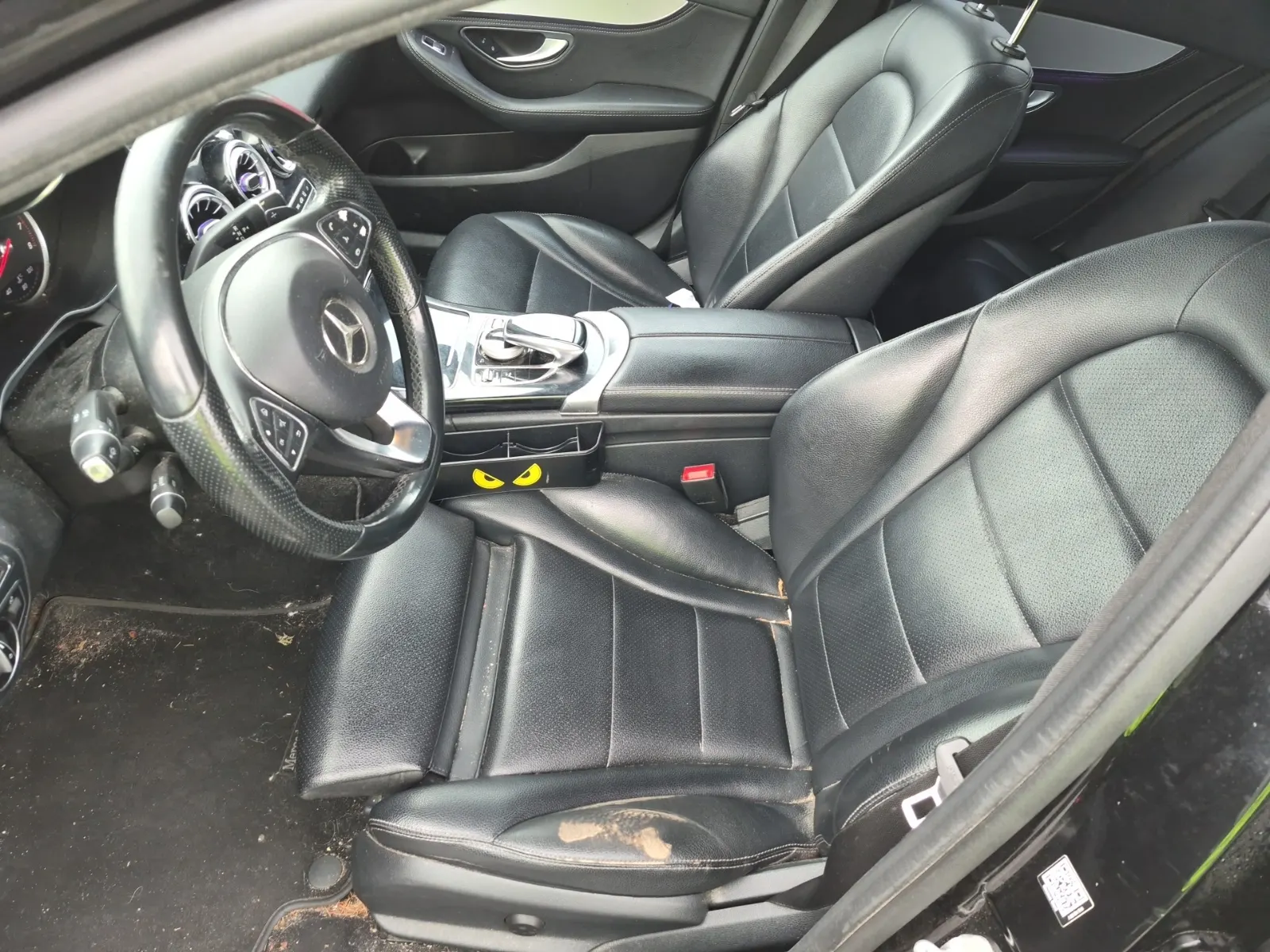 Front Interior Photo