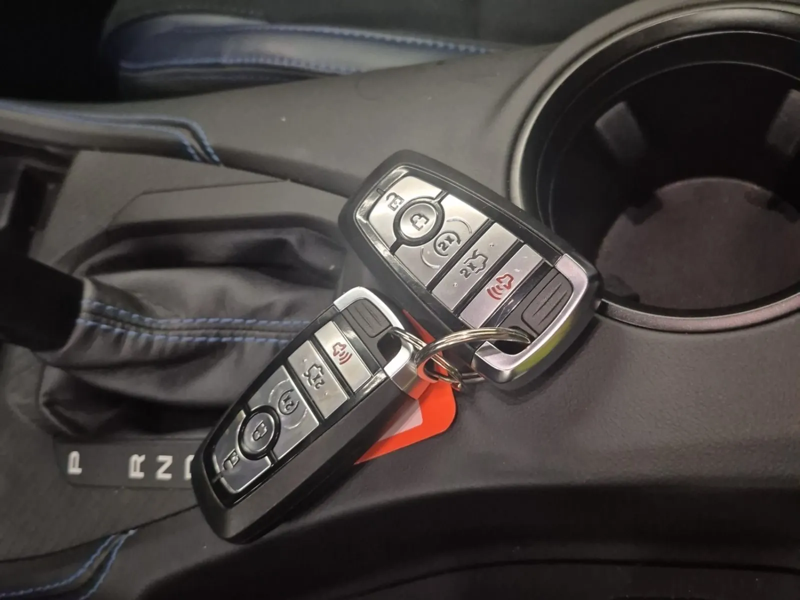 Keys/Fobs/Manual Photo