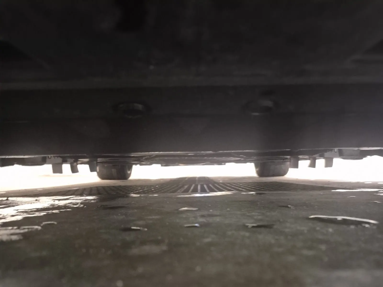 Undercarriage - Front Photo