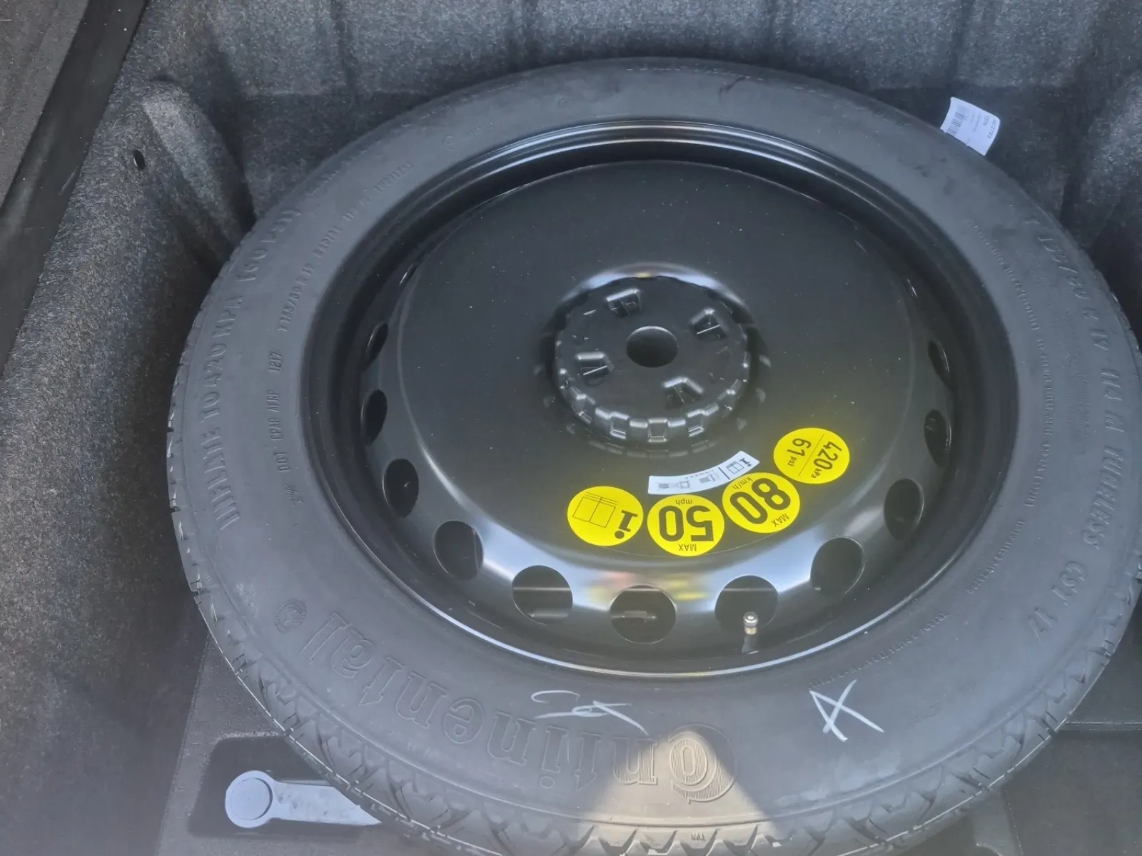 Spare Tire & Wheel Photo