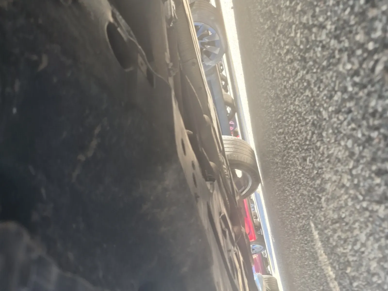 Undercarriage - Passenger Photo