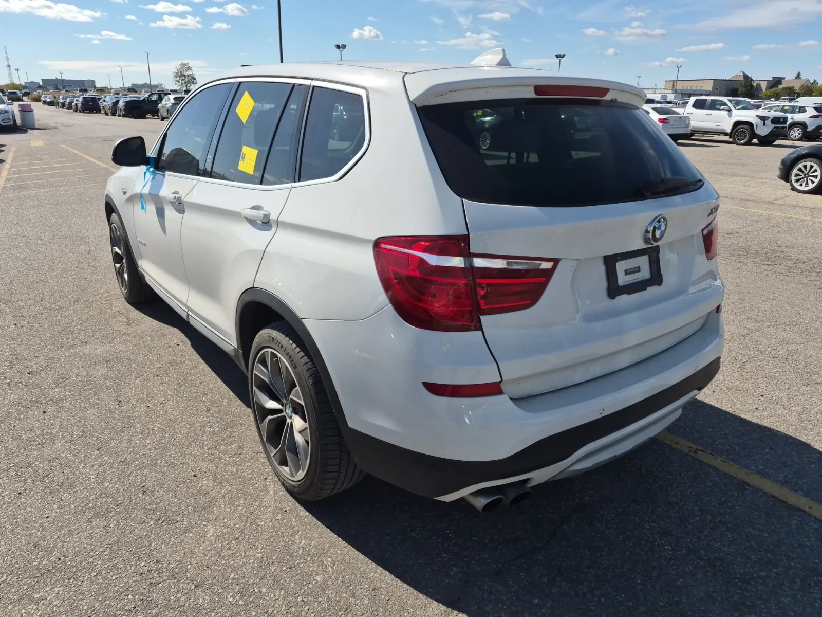 Driver Rear 3/4 Photo