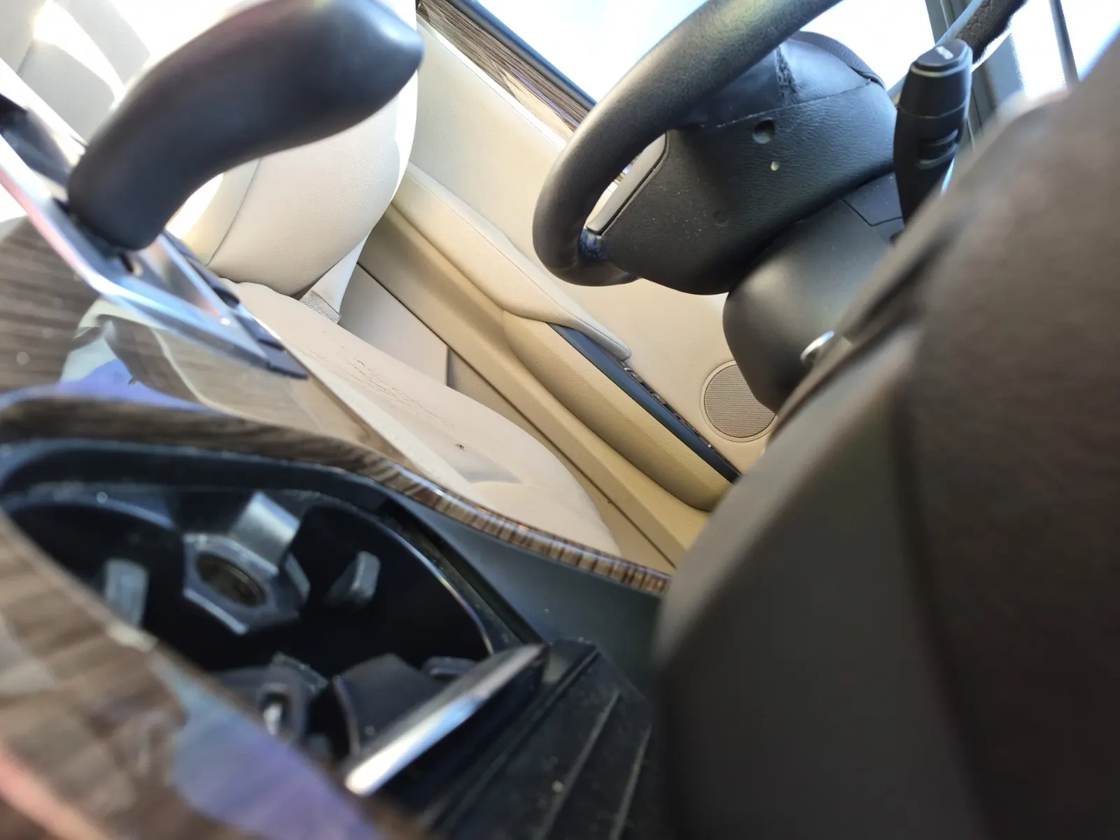 Undercarriage - Passenger Photo