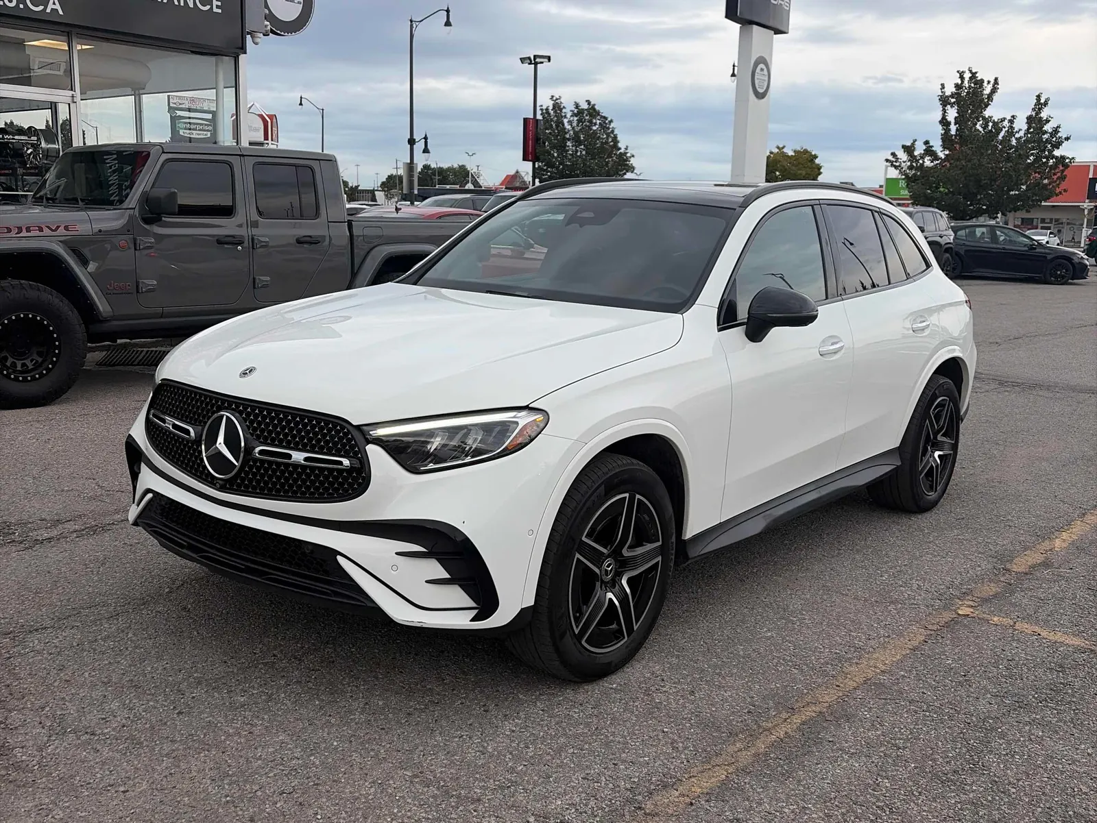 2023 Mercedes-Benz GLC