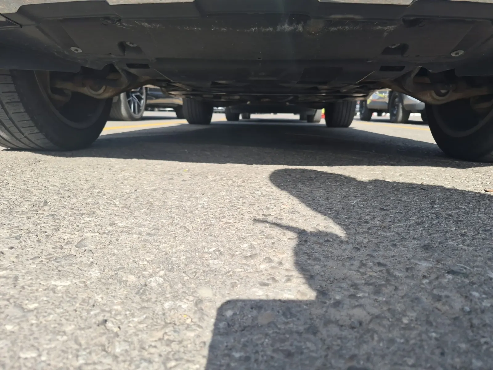 Undercarriage - Front Photo