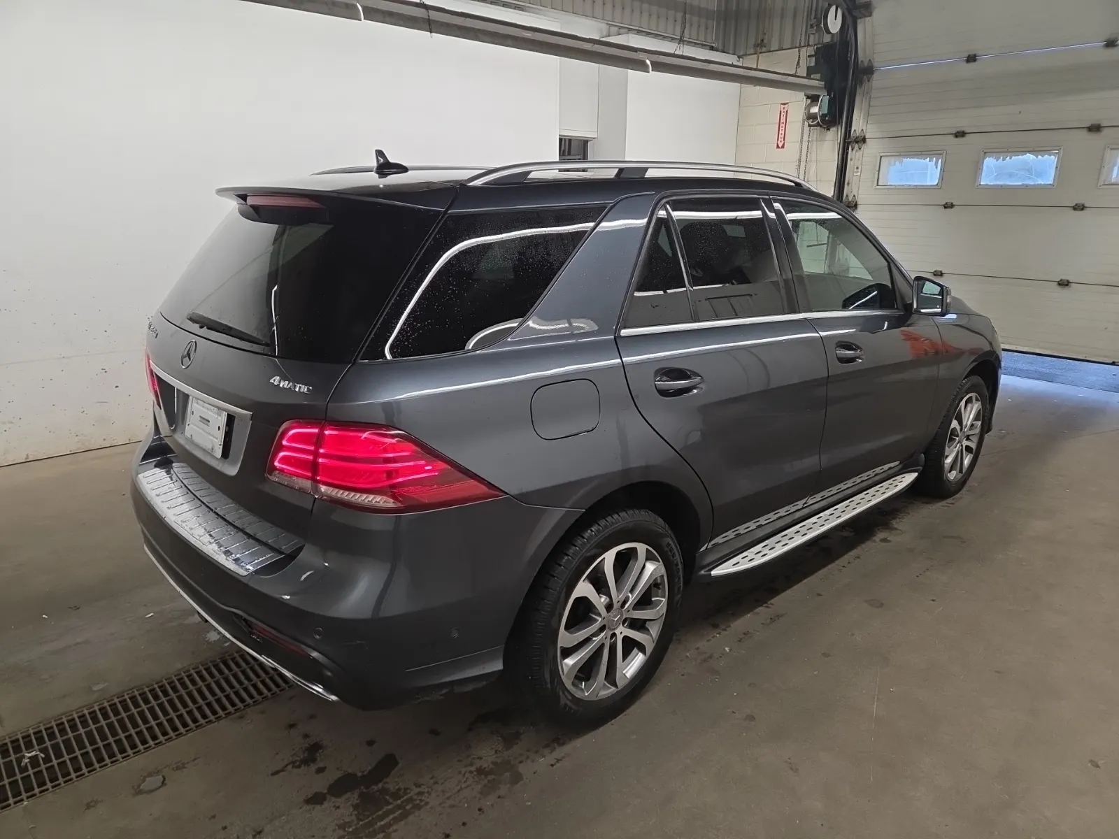 Passenger Rear 3/4 Photo