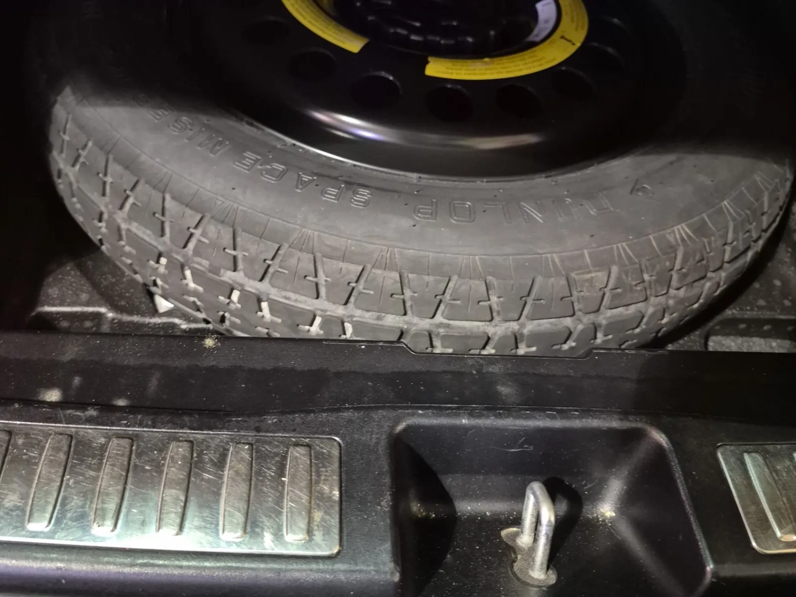 Spare Tire & Wheel Photo