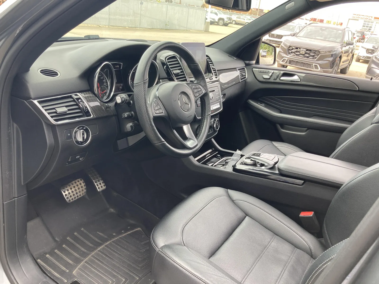 Interior driver side