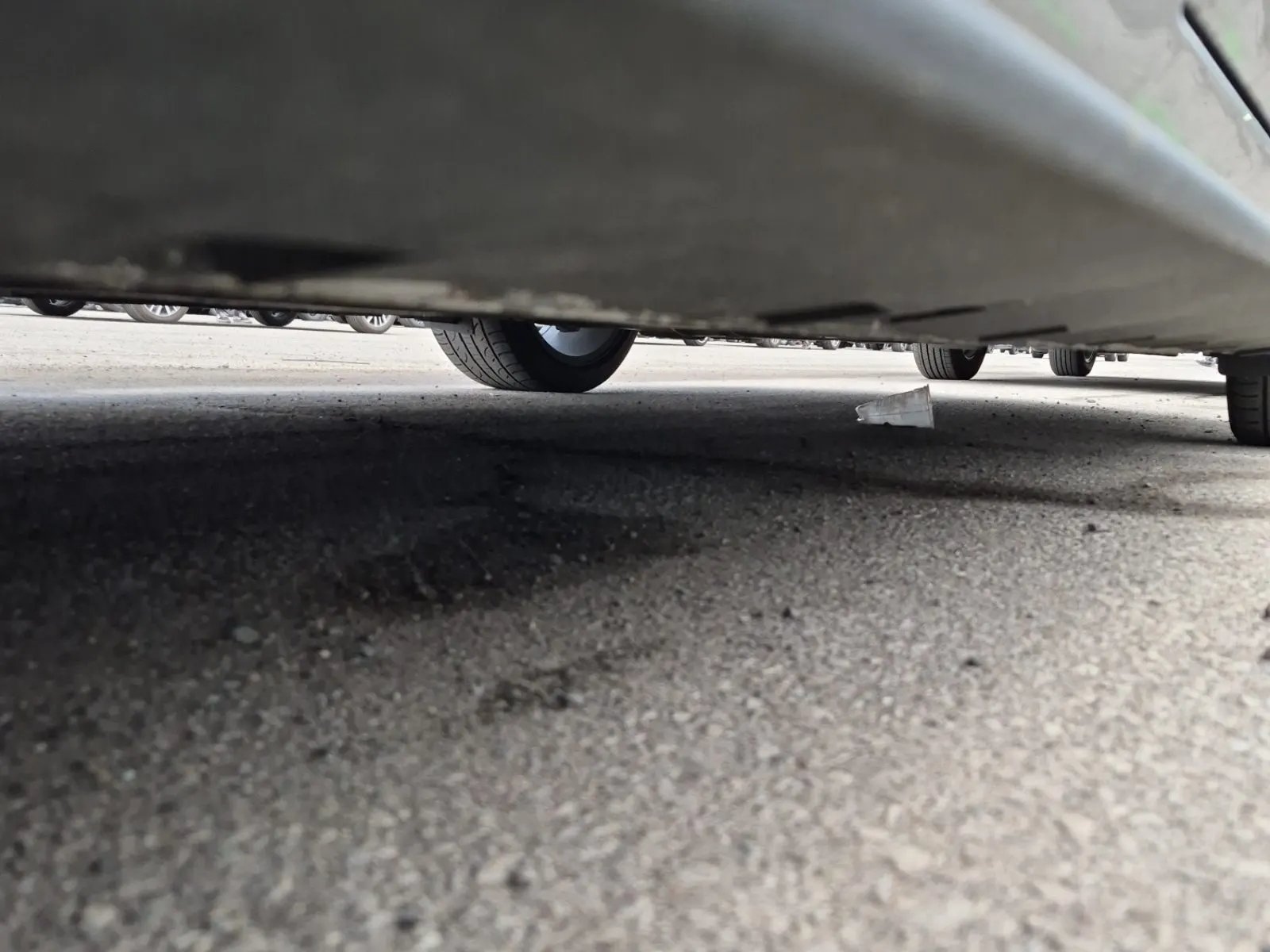 Undercarriage - Driver Photo