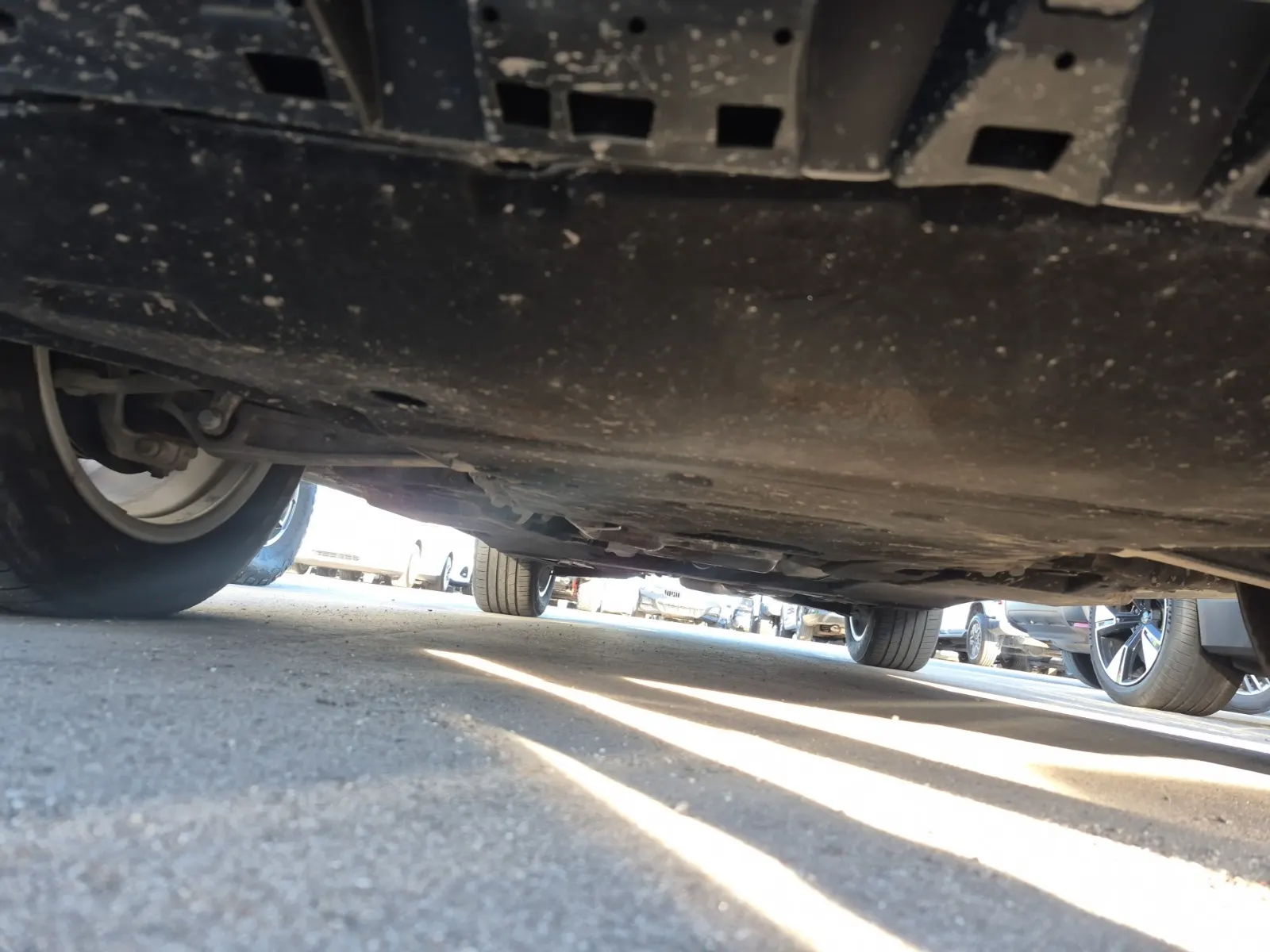 Undercarriage - Front Photo