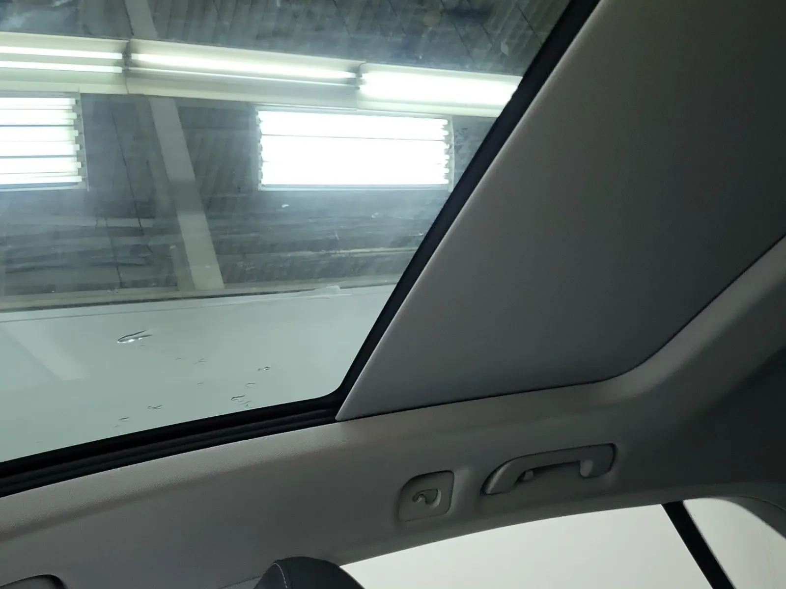 Interior Roof Photo