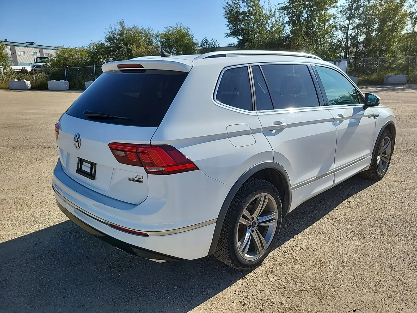 Passenger Rear 3/4 Photo