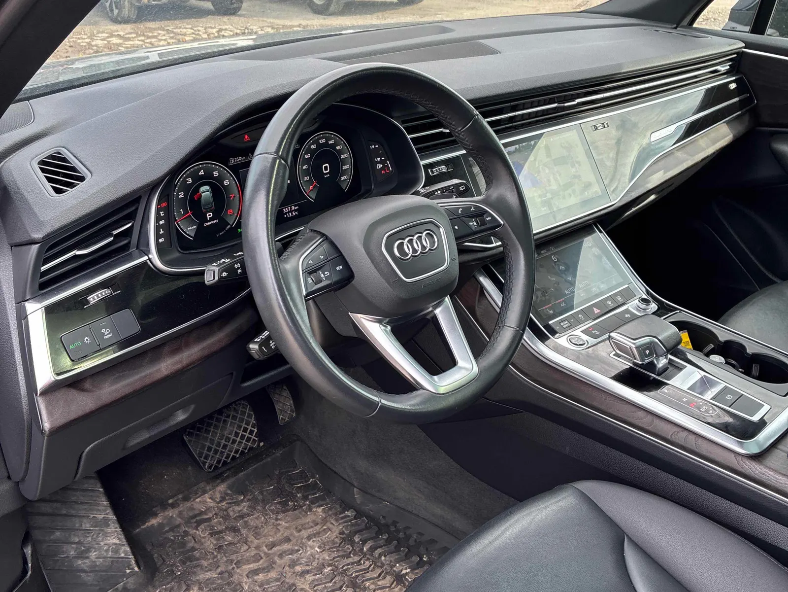 Interior driver side