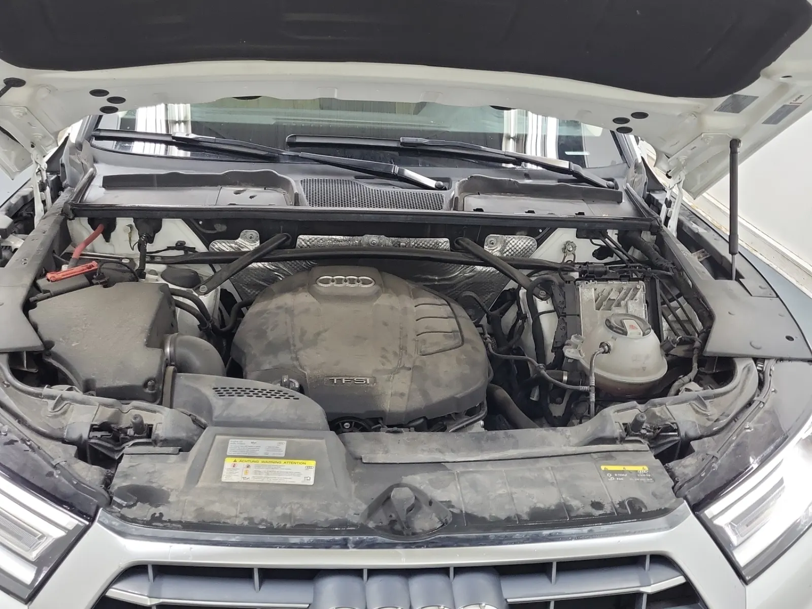 Engine Photo