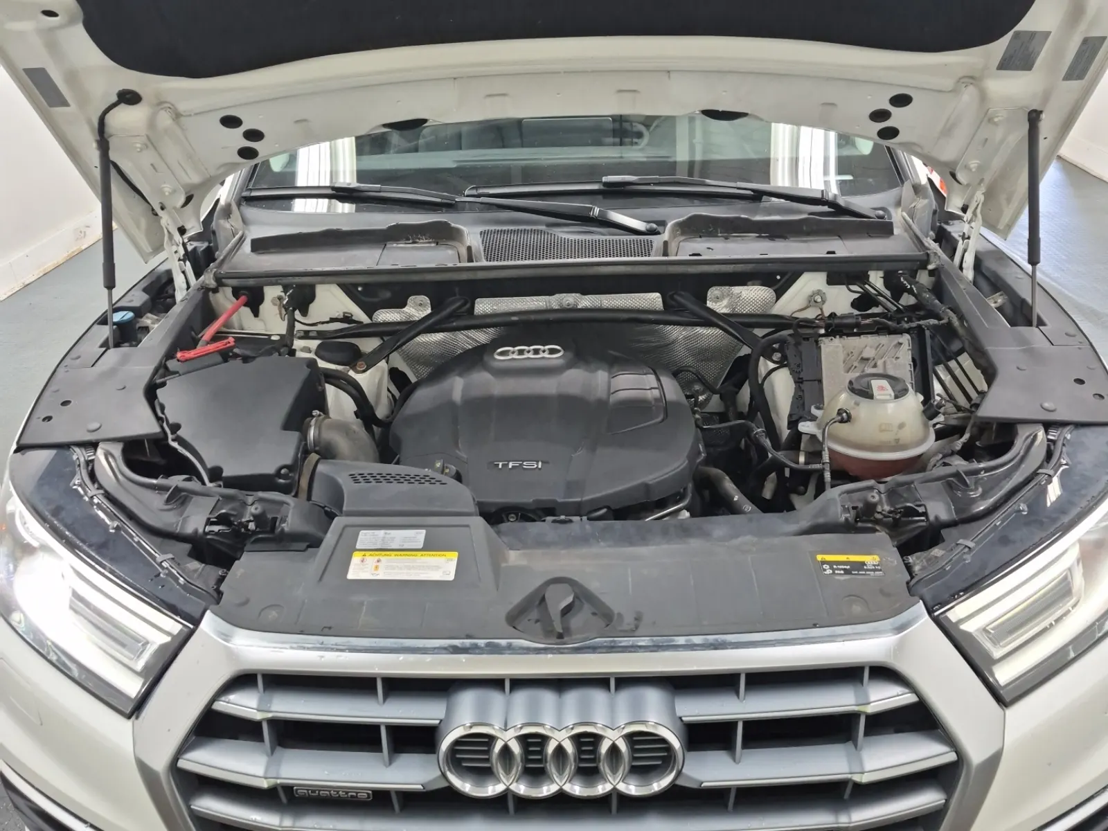 Engine Photo