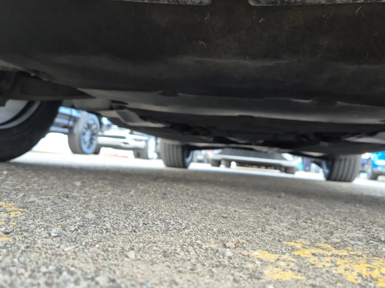Undercarriage - Front Photo