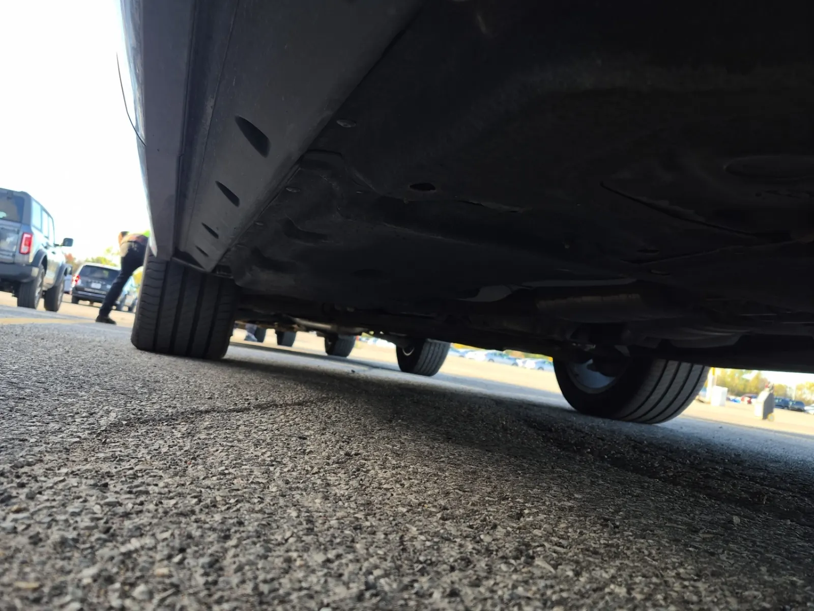 Undercarriage - Driver Photo