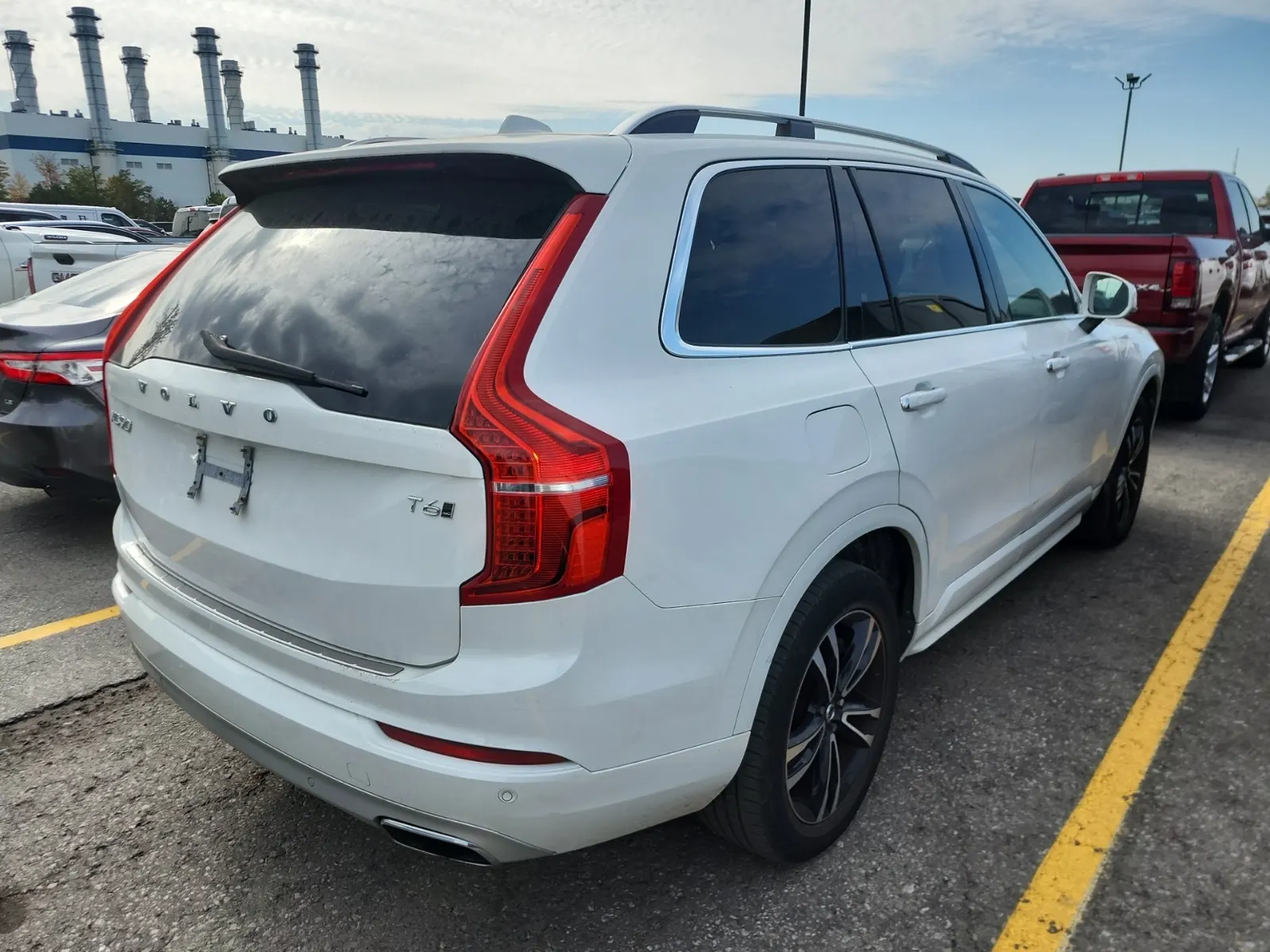 Passenger Rear 3/4 Photo