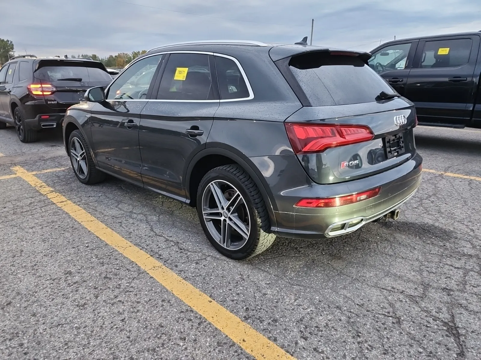 Driver Rear 3/4 Photo